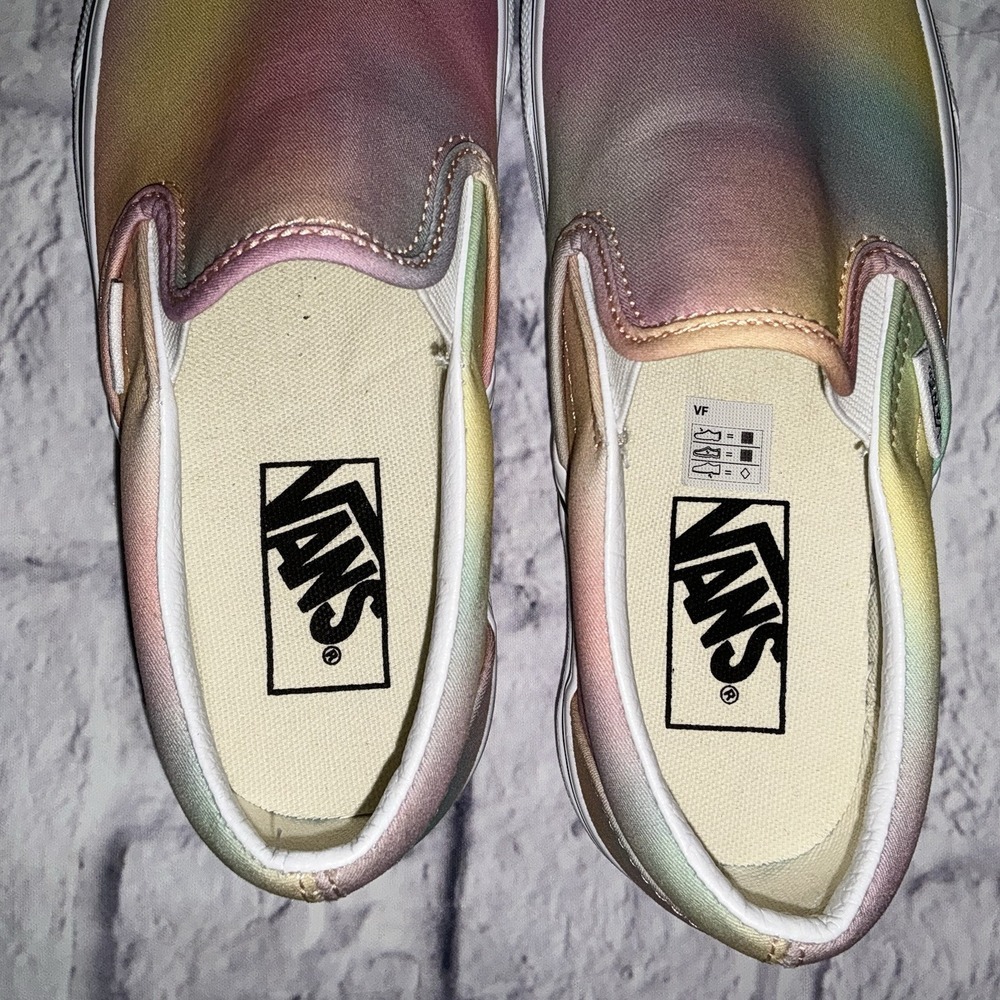 Vans Classic Slip On (Aura‎ Shift) Multicolor True White Womens Size 5 1/2 - Picture 6 of 7